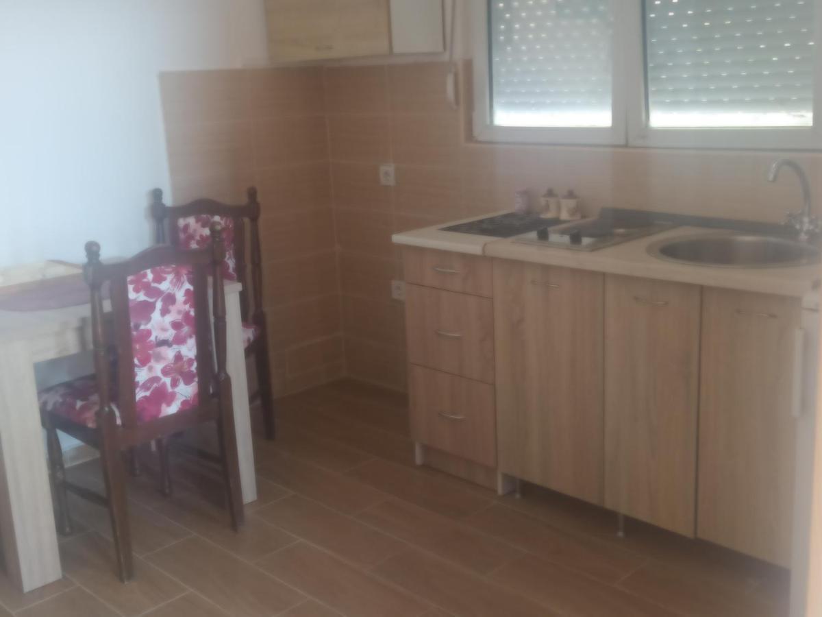 Apartman Laki Apartment Kotor Ngoại thất bức ảnh